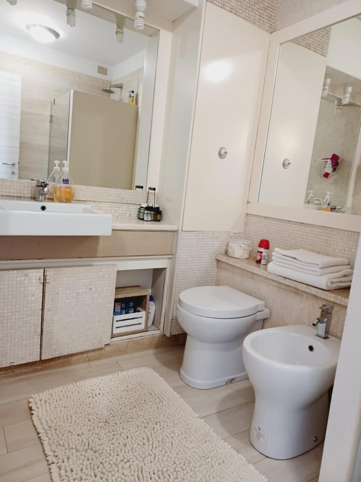 Appartamento Via Riccardo Lombardi 29 Olbia Exterior photo